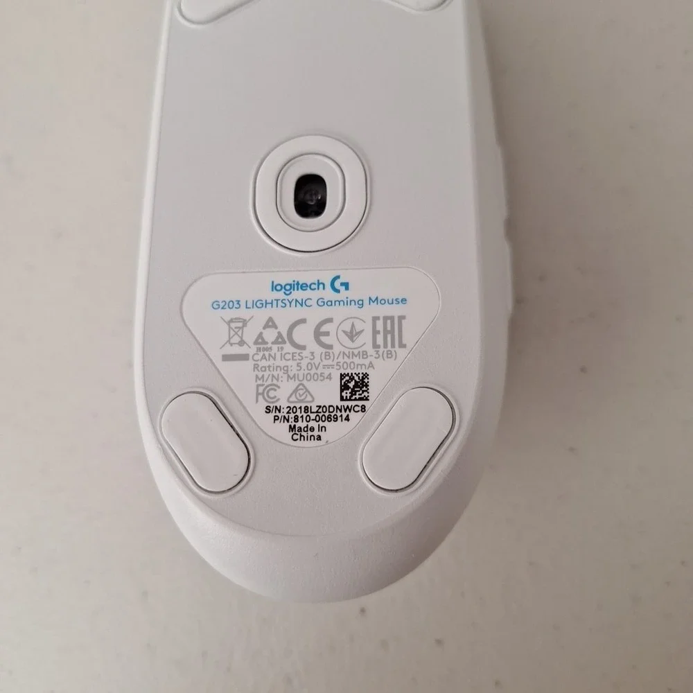 WHITE Logitech G203 Lightsync Wired Gaming Mouse Tested Works Great‎ Condition